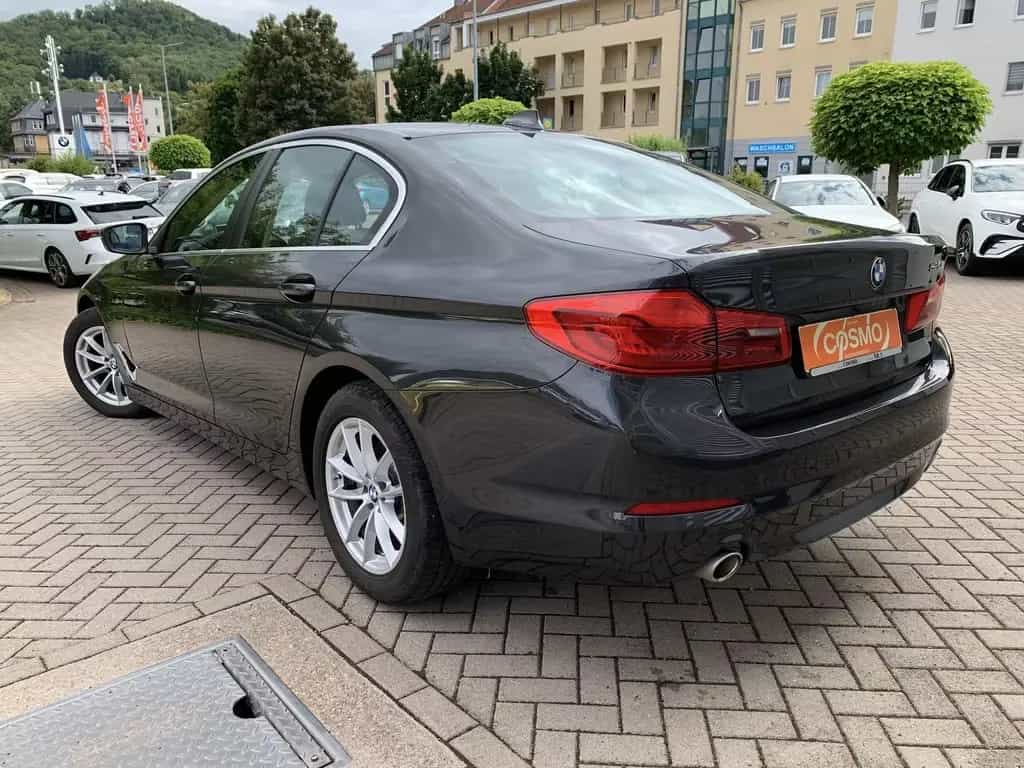 BMW 520 i Limousine Voll-LED+Navi+Klimaaut+Sitzhzg 10/2018-photo-6