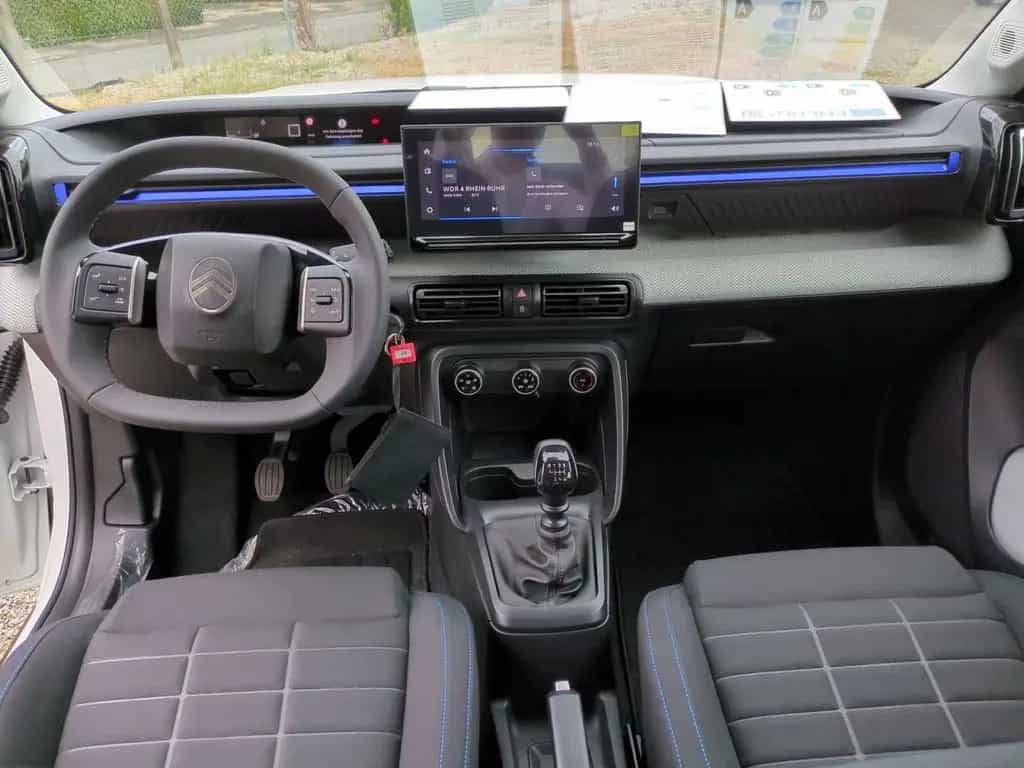 Citroën C3 1.2 Turbo 100 YOU Plus Paket 01/2025-photo-13