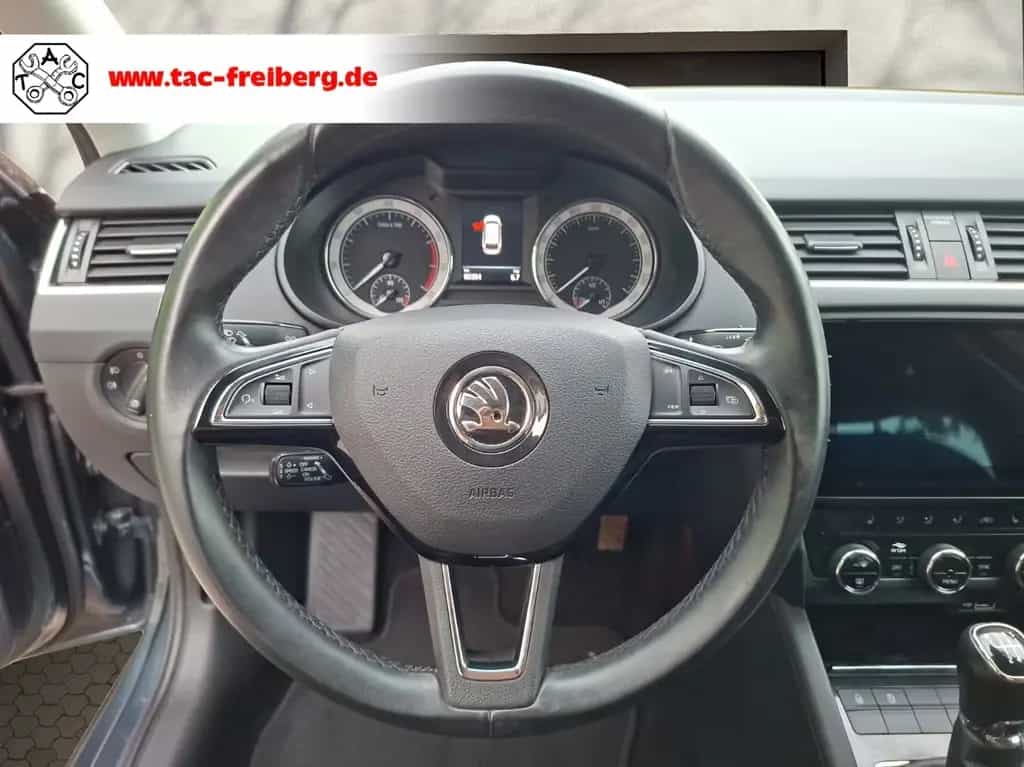 Skoda Octavia Combi Style#Leder#Navi#DAB#Alu#LED 02/2020-photo-12