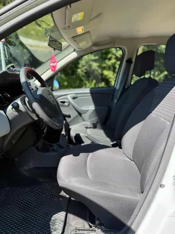 Dacia Duster 1.6l 105PS SUV 1. Hand TÜV & ... 07/2014-photo-7