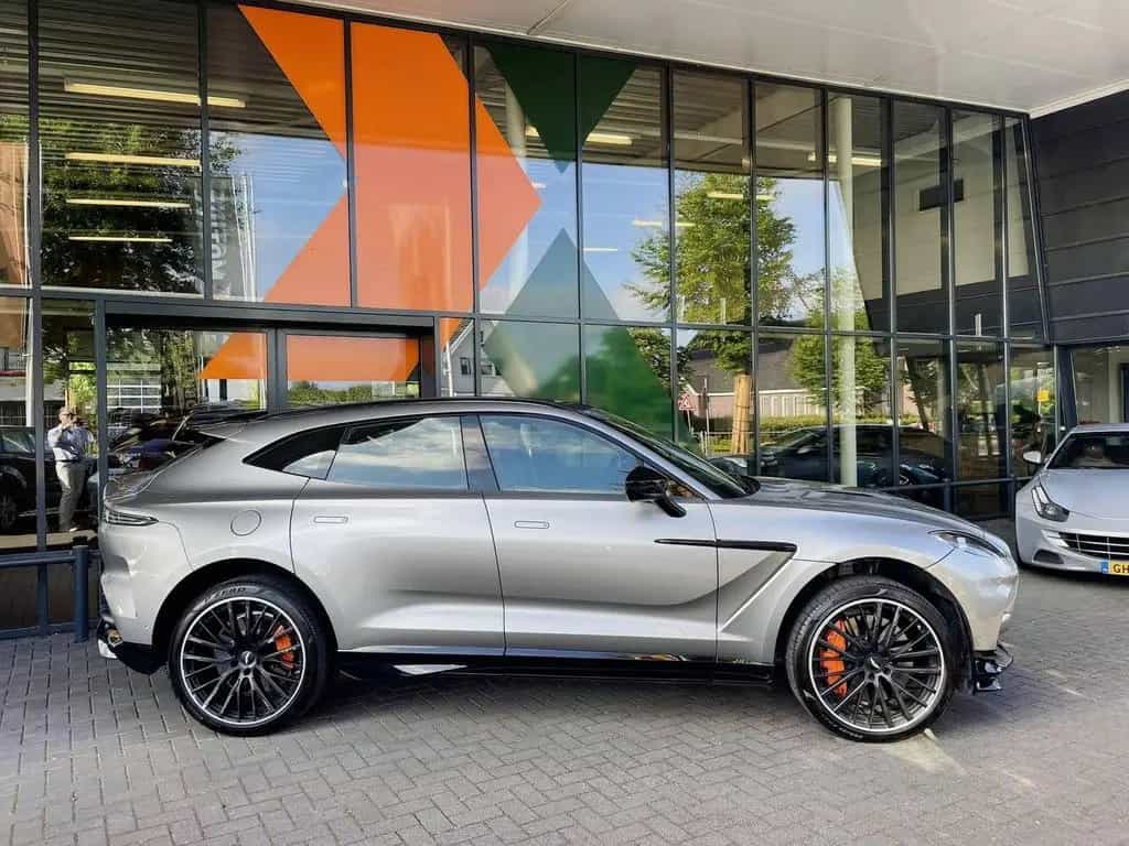 Aston Martin DBX 4.0 V8 707 | Volleder | Carbon | Neuwertig 02/2023-photo-12