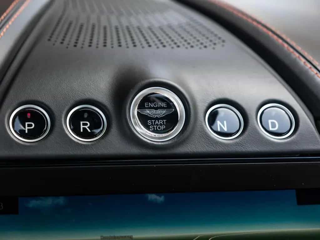 Aston Martin DBX 4.0 V8 707 | Volleder | Carbon | Neuwertig 02/2023-photo-15