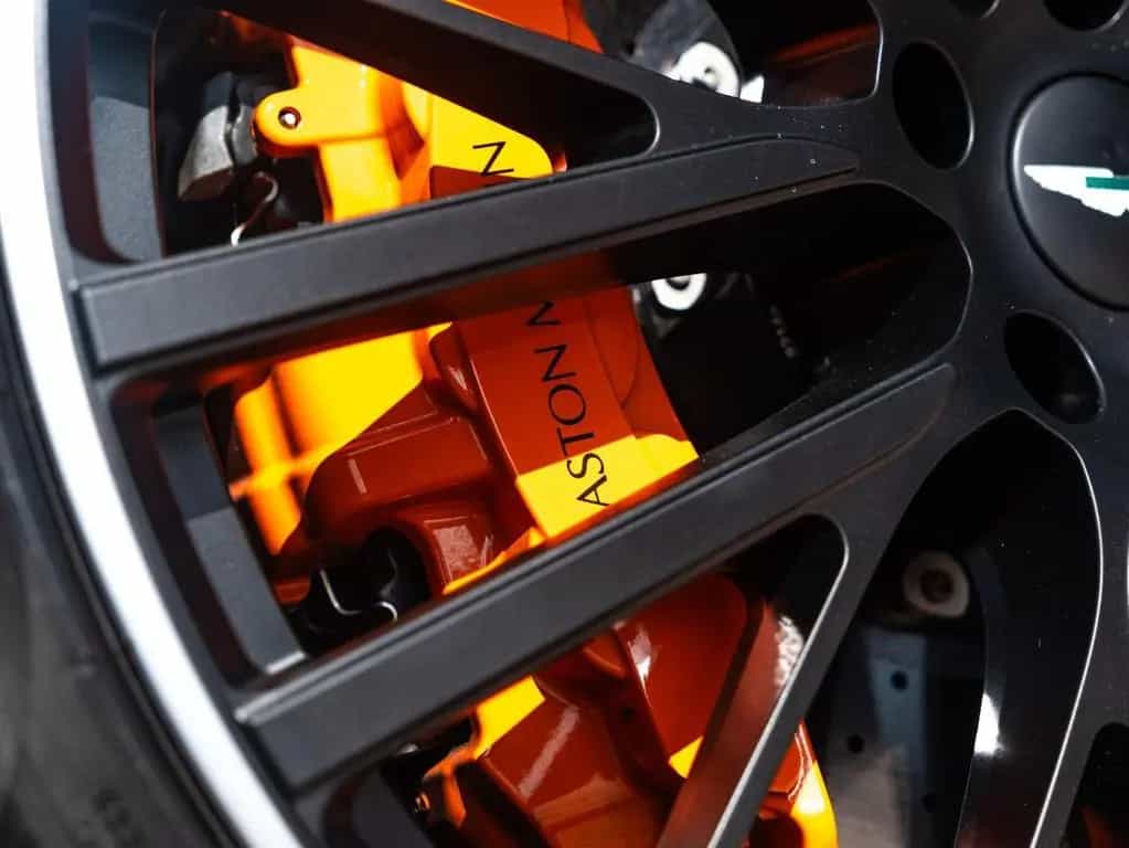 Aston Martin DBX 4.0 V8 707 | Volleder | Carbon | Neuwertig 02/2023-photo-25