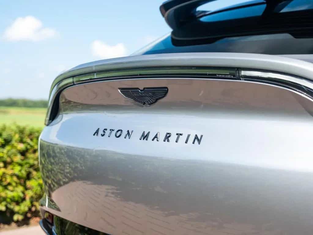 Aston Martin DBX 4.0 V8 707 | Volleder | Carbon | Neuwertig 02/2023-photo-31