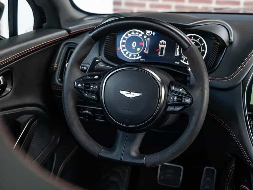 Aston Martin DBX 4.0 V8 707 | Volleder | Carbon | Neuwertig 02/2023-photo-37