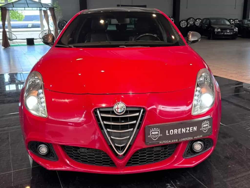 Alfa Romeo Giulietta Quadrifoglio Verde Xe 2Jahre Garantie 03/2015-photo-1