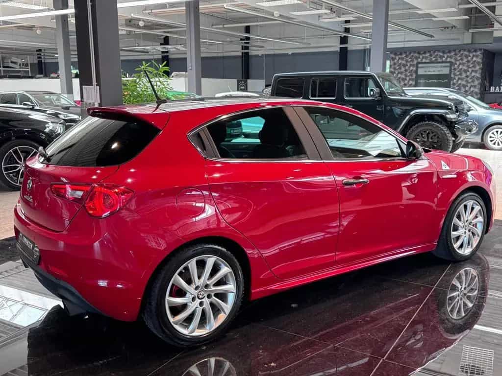 Alfa Romeo Giulietta Quadrifoglio Verde Xe 2Jahre Garantie 03/2015-photo-37