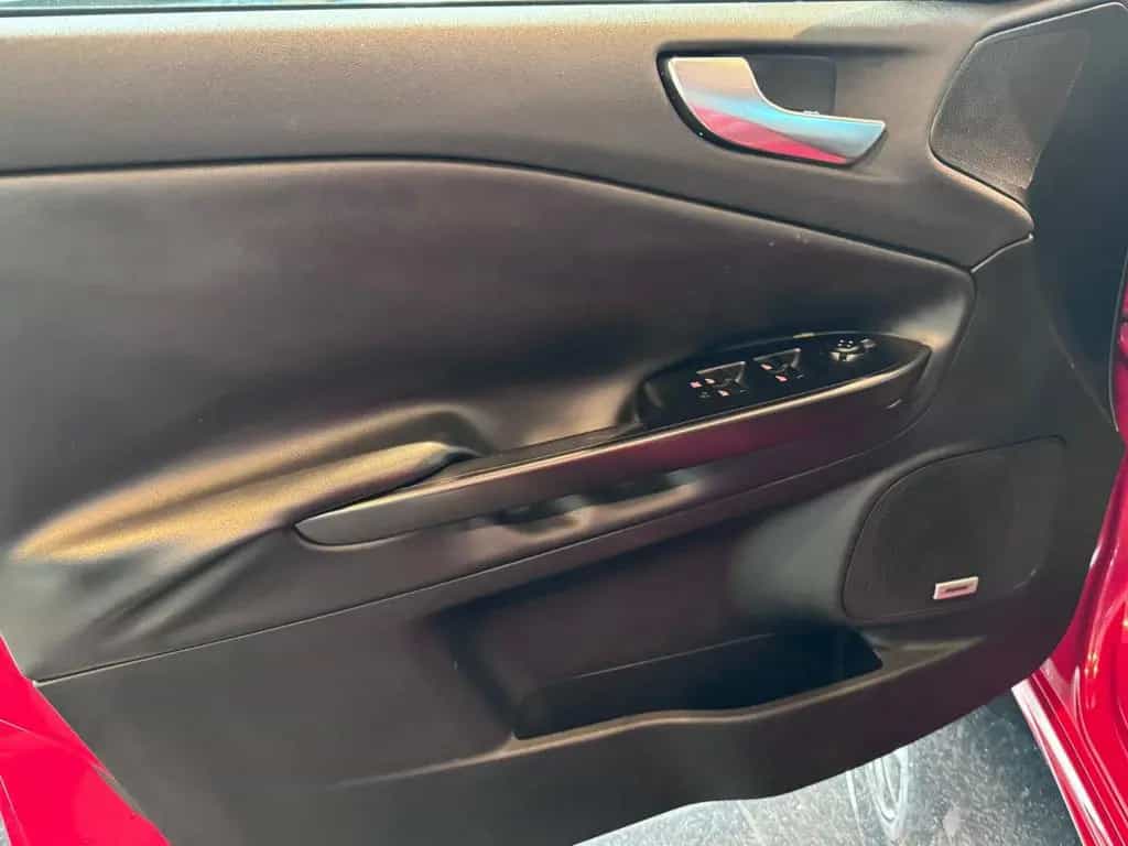 Alfa Romeo Giulietta Quadrifoglio Verde Xe 2Jahre Garantie 03/2015-photo-6