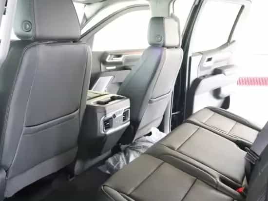 GMC Sierra Denali 6,2ltr V8 MJ 2025 Voll 4 Jahre Gar null-photo-17