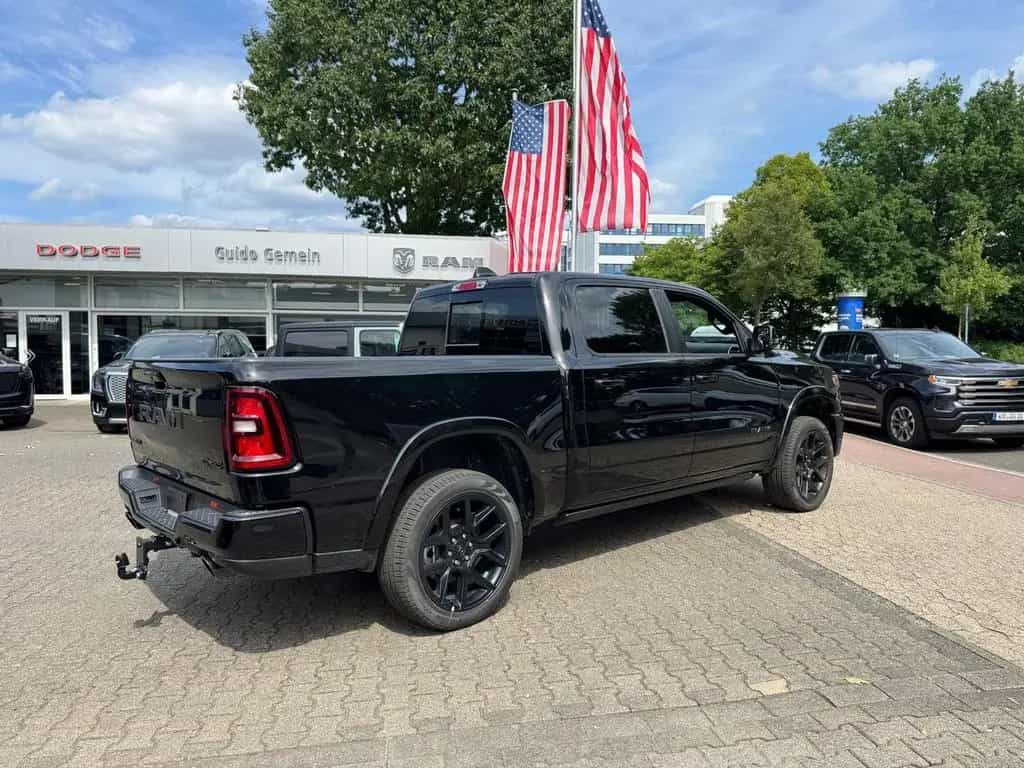 Dodge RAM 1500 Laramie Night + Luftfederung + elektr. 09/2025-photo-5