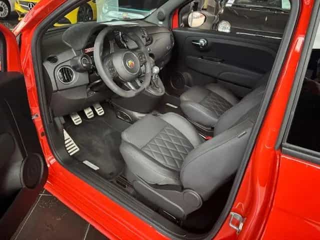 Abarth 695C Turismo  LEDER BEATS NAVI 17 01/2024-photo-13