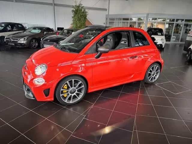Abarth 695C Turismo  LEDER BEATS NAVI 17 01/2024-photo-18