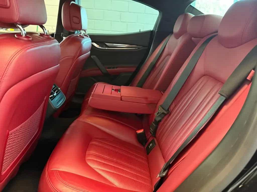 Maserati Ghibli V6 Diesel 275 CV 02/2015-photo-11