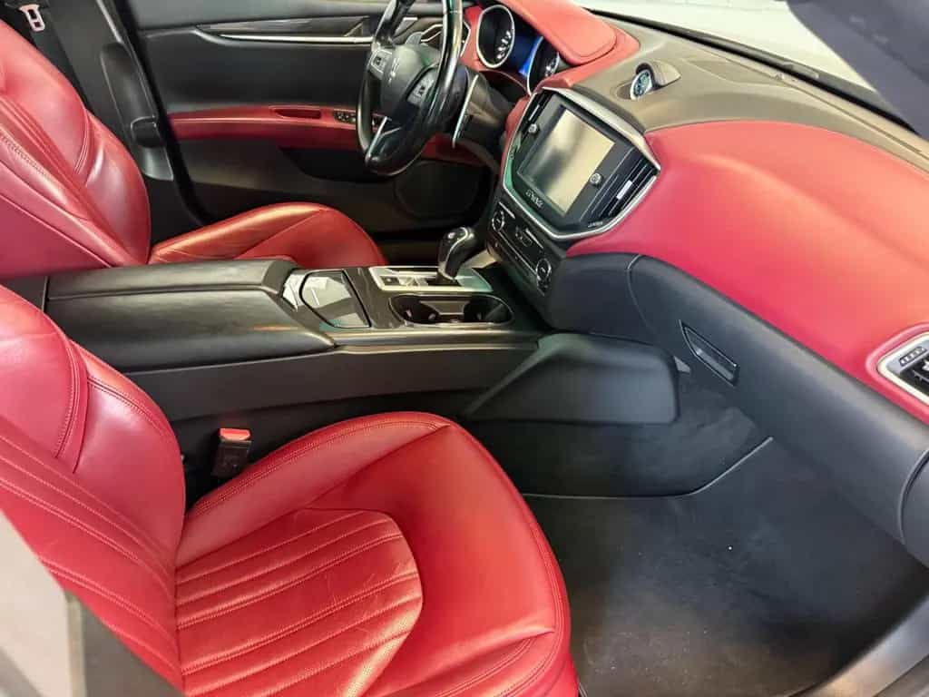 Maserati Ghibli V6 Diesel 275 CV 02/2015-photo-9