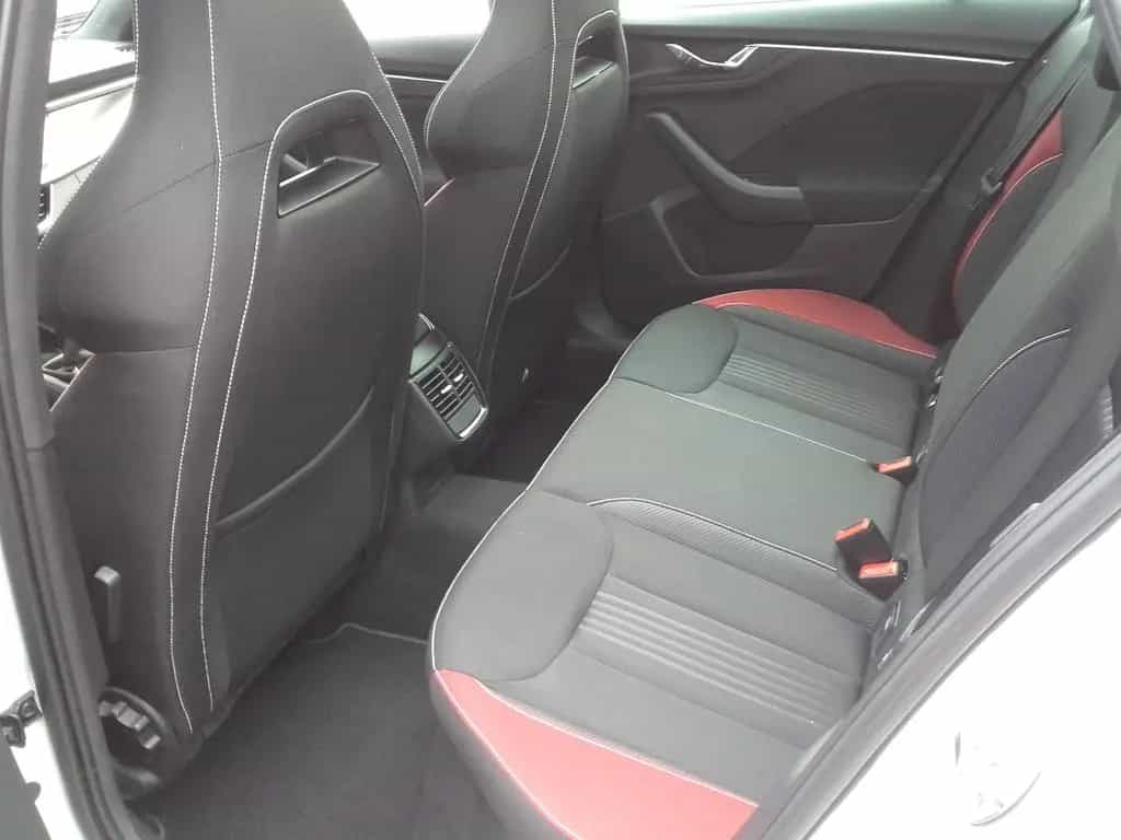 Skoda Kamiq Monte Carlo 08/2021-photo-13