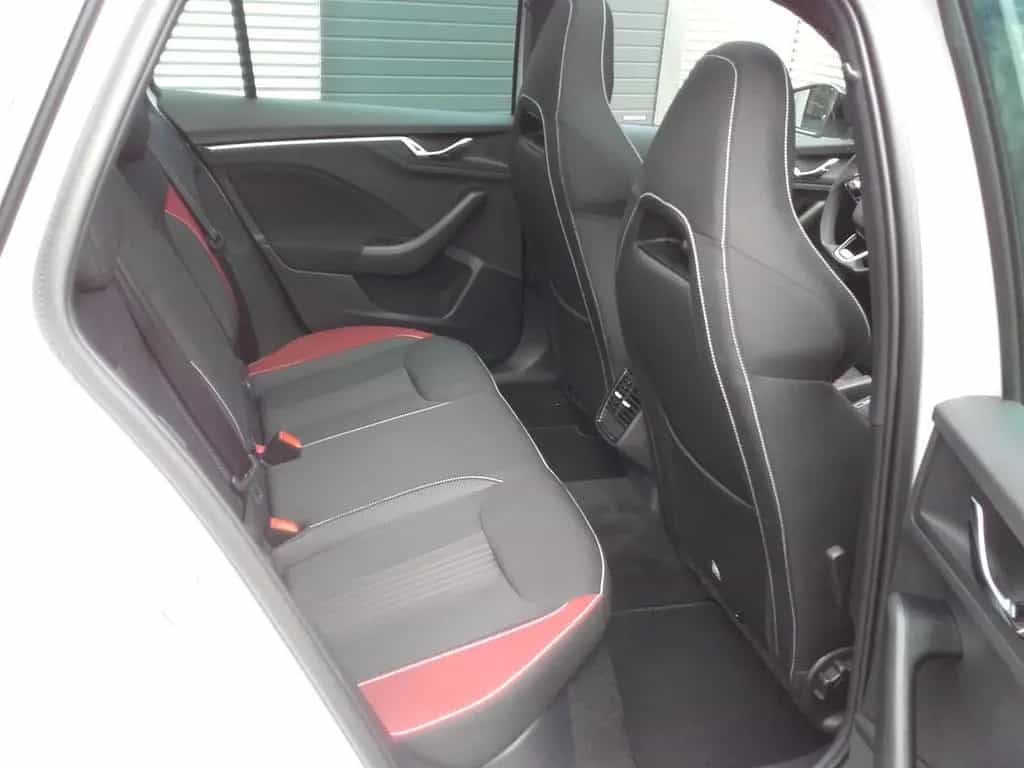 Skoda Kamiq Monte Carlo 08/2021-photo-16