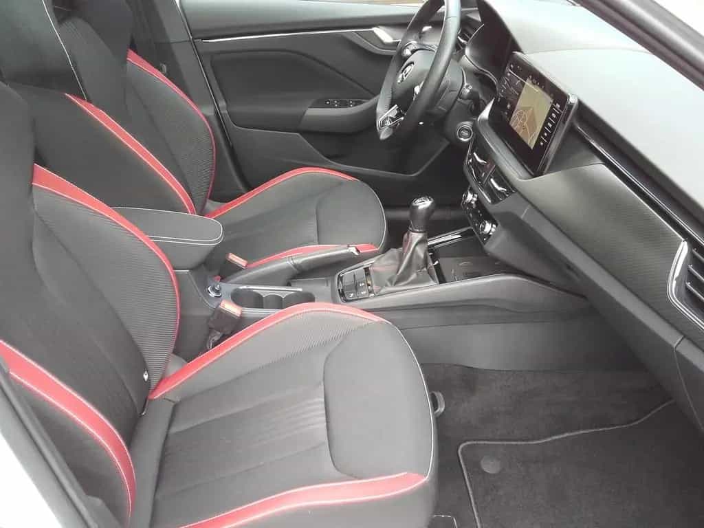 Skoda Kamiq Monte Carlo 08/2021-photo-17