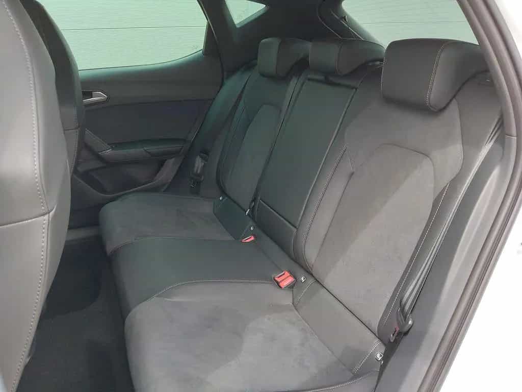 Cupra Leon 1.5 eTSI DSG Edge Dynamic Sennheiser LED AU 11/2025-photo-12
