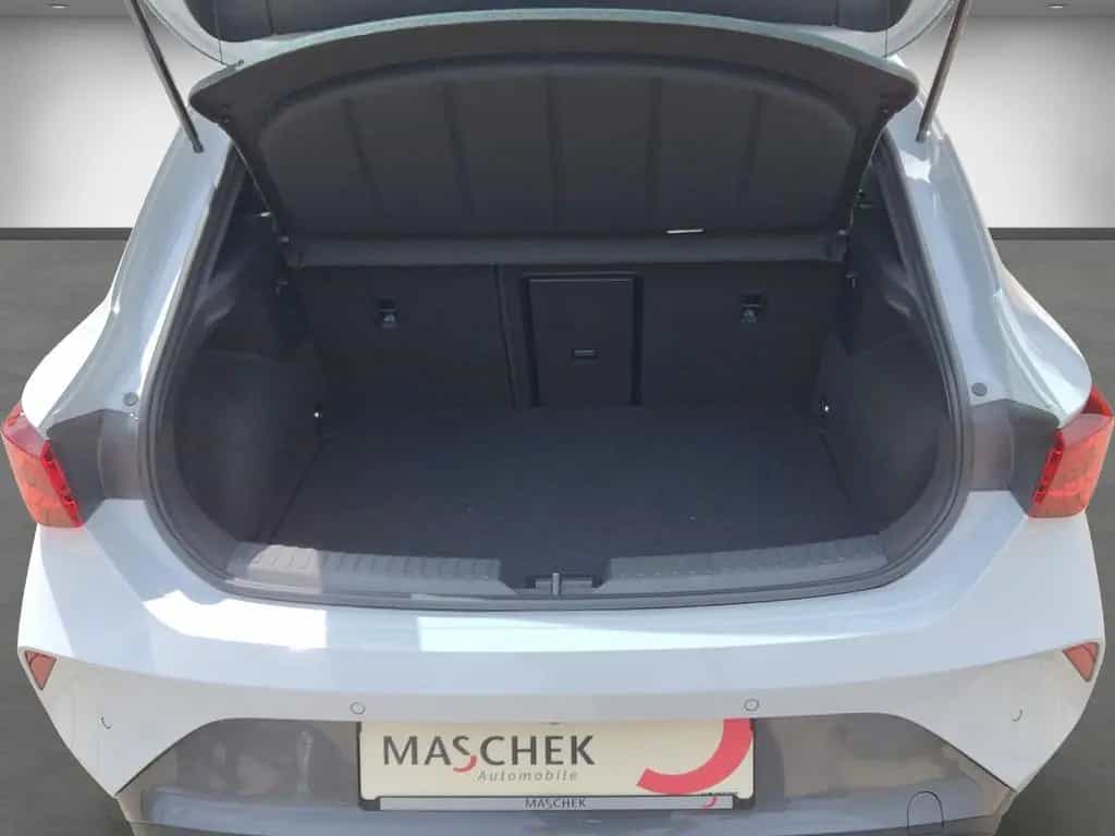 Cupra Leon 1.5 eTSI DSG Edge Dynamic Sennheiser LED AU 11/2025-photo-13
