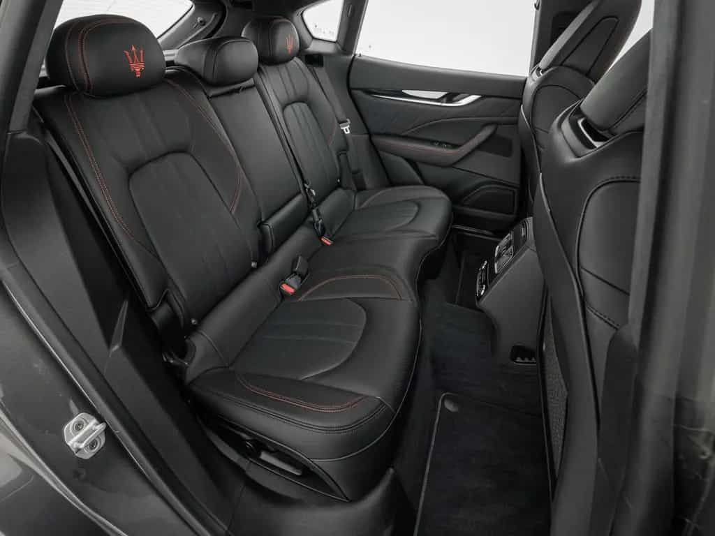 Maserati Levante Modena S 1.HAND + PANO + MY23 01/2023-photo-20