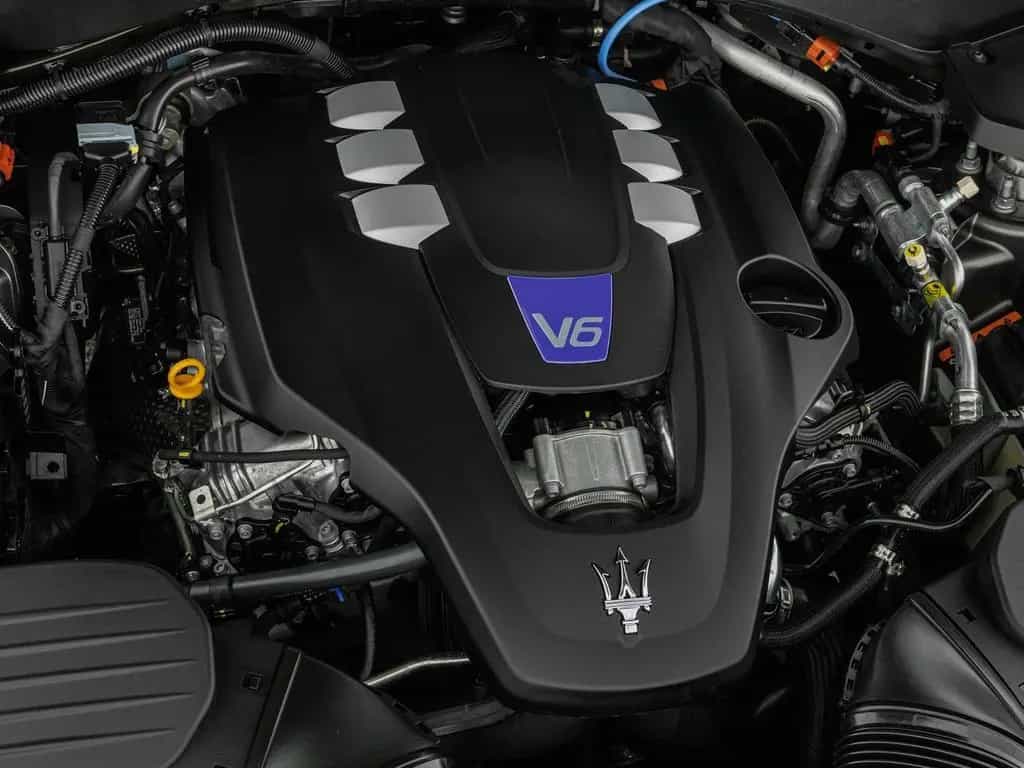 Maserati Levante Modena S 1.HAND + PANO + MY23 01/2023-photo-25