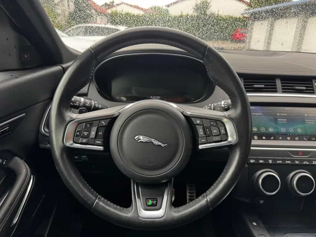 Jaguar E-Pace R-Dynamic SE AWD D240 Pano LED DAB ACC 11/2018-photo-10
