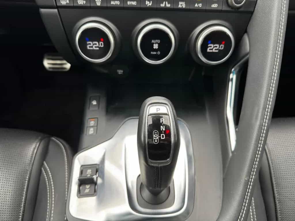 Jaguar E-Pace R-Dynamic SE AWD D240 Pano LED DAB ACC 11/2018-photo-13