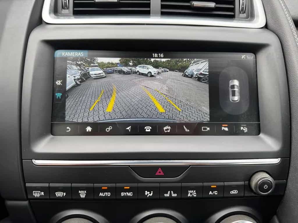 Jaguar E-Pace R-Dynamic SE AWD D240 Pano LED DAB ACC 11/2018-photo-15