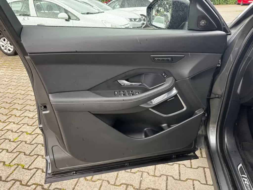 Jaguar E-Pace R-Dynamic SE AWD D240 Pano LED DAB ACC 11/2018-photo-8