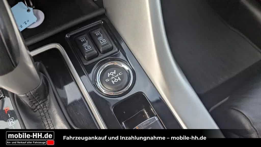 Mitsubishi Eclipse Cross Top 4WD*PANO*VOLL* 07/2019-photo-20