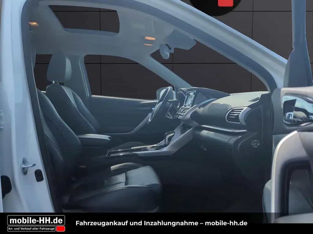 Mitsubishi Eclipse Cross Top 4WD*PANO*VOLL* 07/2019-photo-9