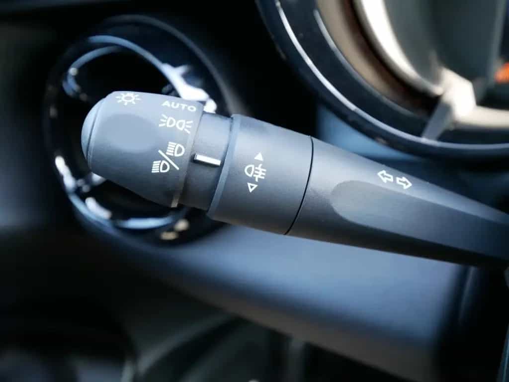Alfa Romeo Junior IBRIDA SPECIALE 1.2 VGT 145PS DCT6 SCHIEB 07/2025-photo-22