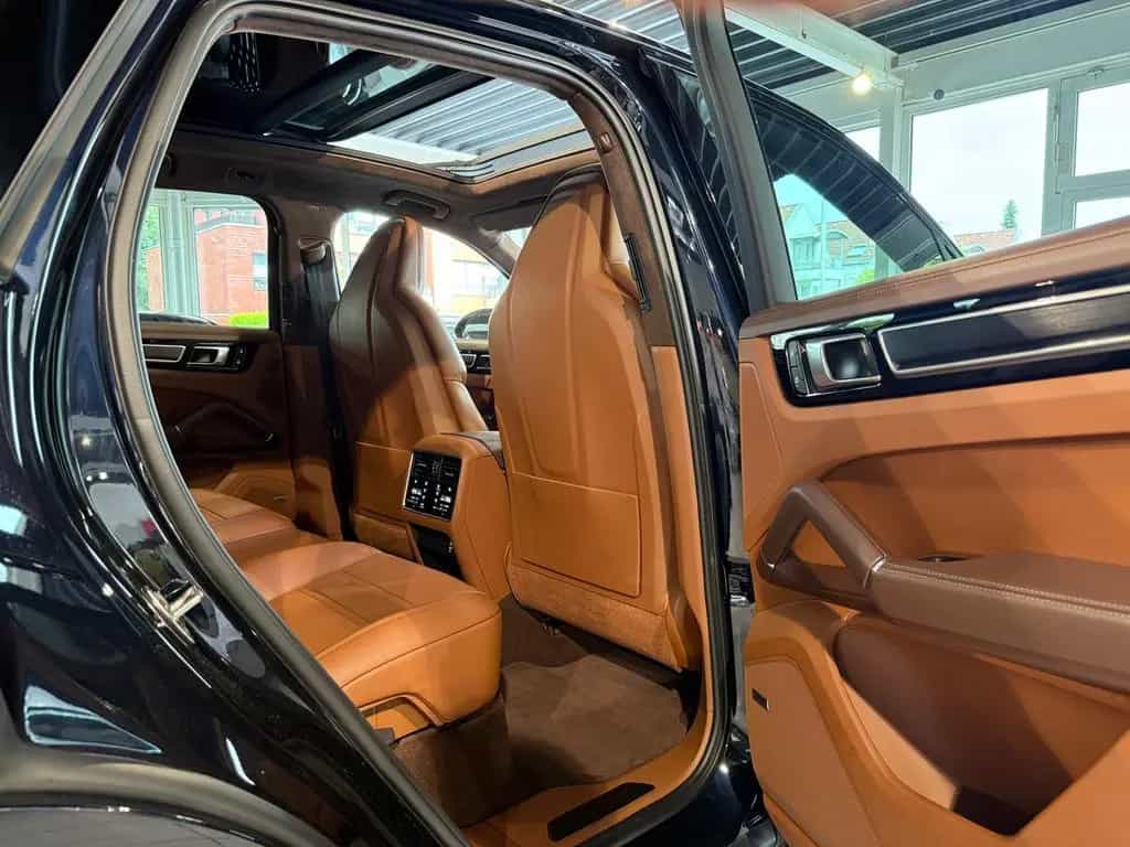 Porsche Cayenne GTS *Pano*InnoDrive*18-Wege*AHK 05/2023-photo-24