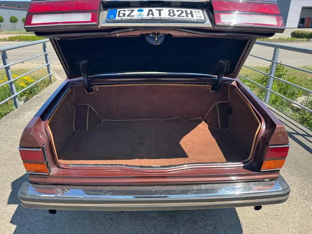 Rolls-Royce Silver Spur 07/1982-photo-6