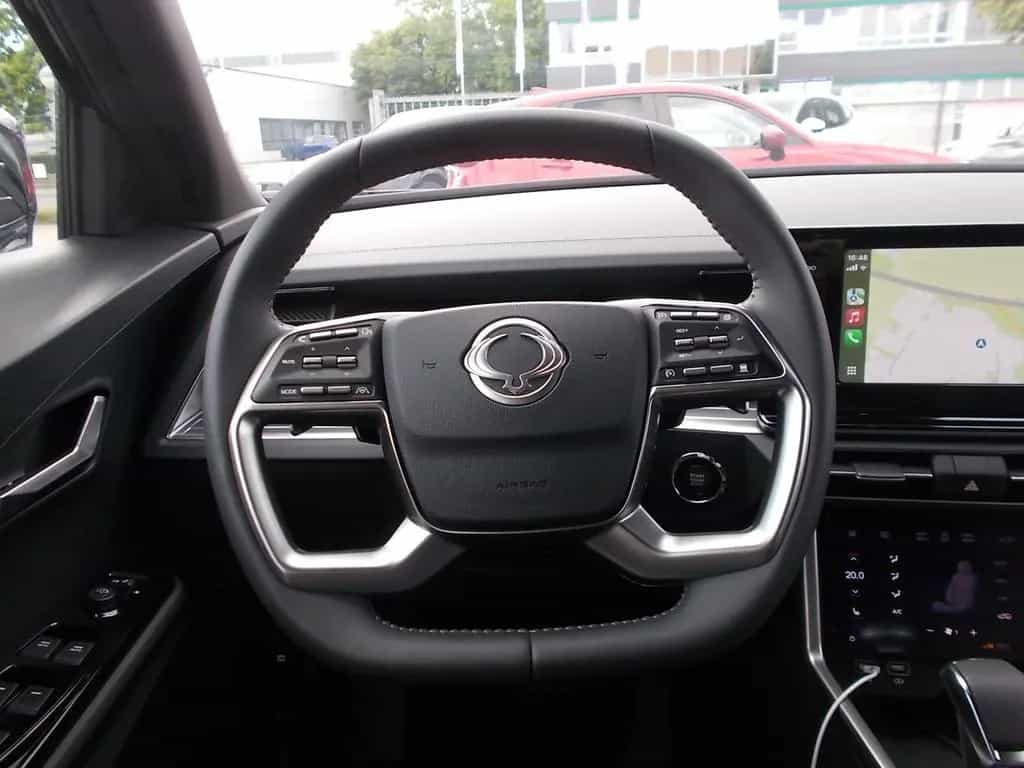 Ssangyong Torres Dream, Leder, Alu 18", SHZ, el.Heckklappe 06/2025-photo-17