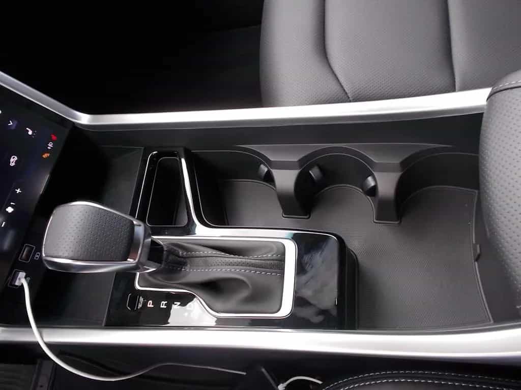Ssangyong Torres Dream, Leder, Alu 18", SHZ, el.Heckklappe 06/2025-photo-24