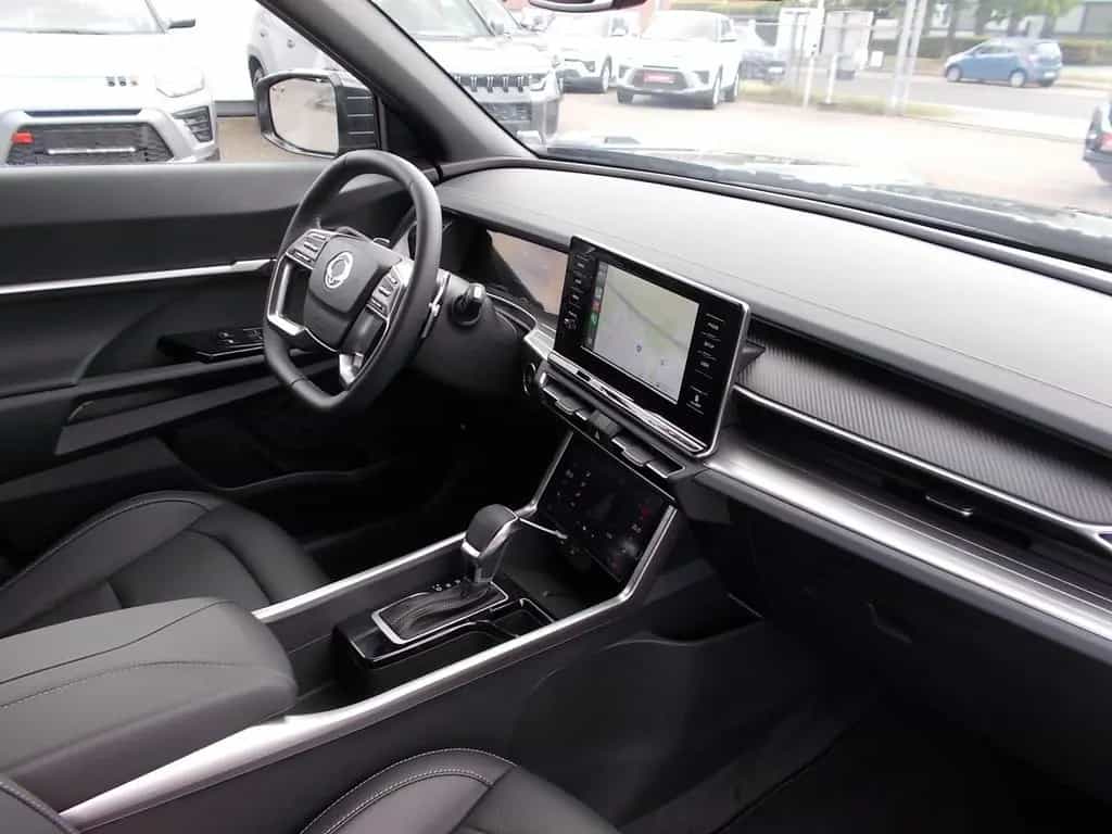 Ssangyong Torres Dream, Leder, Alu 18", SHZ, el.Heckklappe 06/2025-photo-28