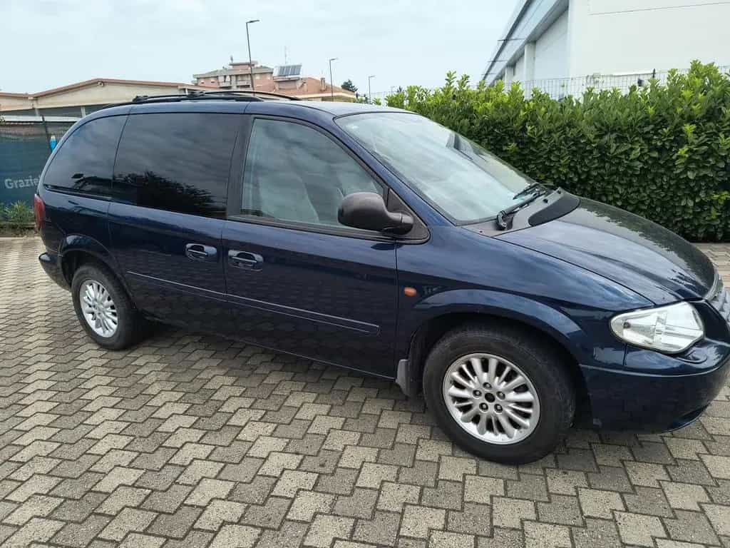 Chrysler Voyager 2.5 CRD cat LX Leather FRIZIONE 07/2007-photo-1