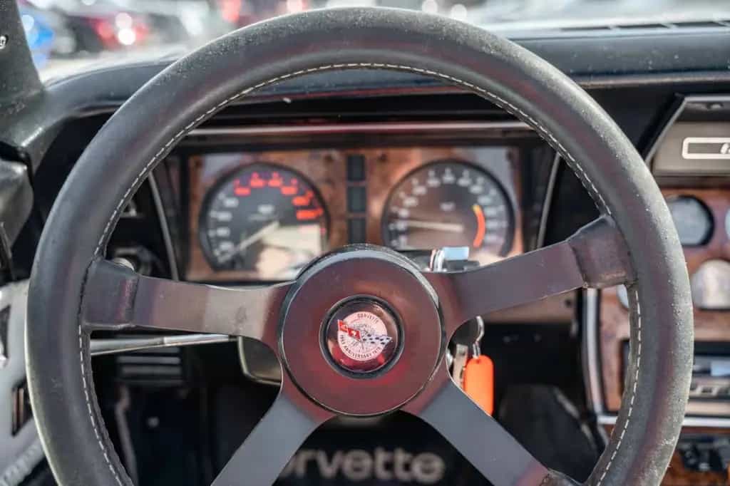 Corvette C3 Stingray Widebody | Einzelstück | TÜV NEU 03/1981-photo-23