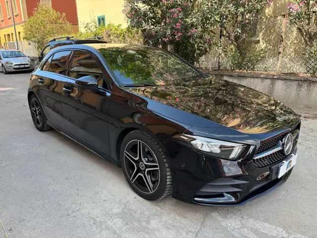 Mercedes-Benz MERCEDES-BENZ A 220 Automatic Premium AMG NighEd 04/2019-photo-1