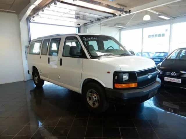 Chevrolet Express Passenger Van 4,3L V6 Base Wohnmobil 06/2003-photo-2