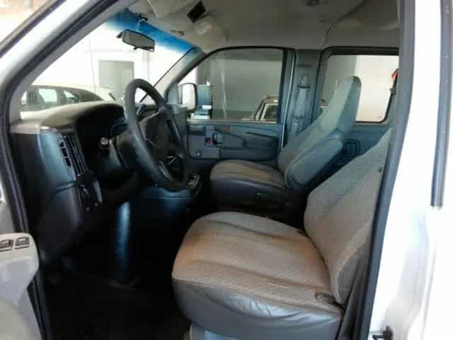 Chevrolet Express Passenger Van 4,3L V6 Base Wohnmobil 06/2003-photo-7