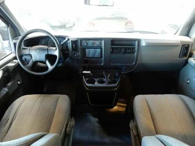 Chevrolet Express Passenger Van 4,3L V6 Base Wohnmobil 06/2003-photo-8