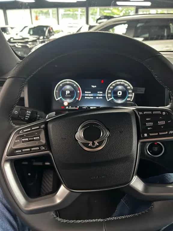 KGM Rexton LUX schwarzes Leder 03/2026-photo-9