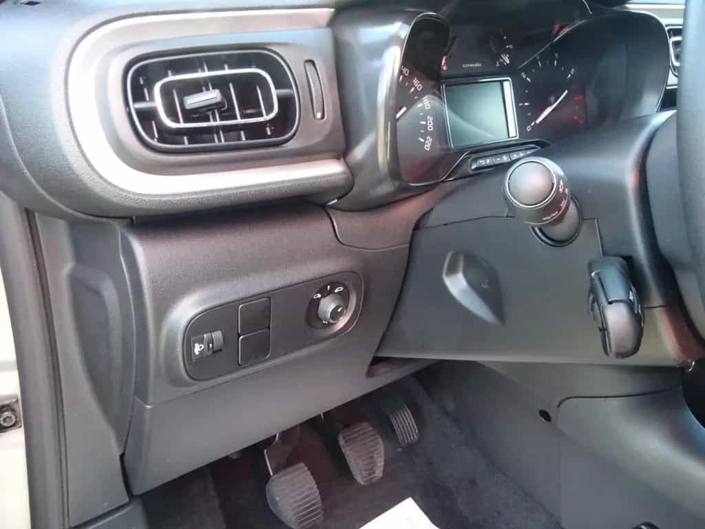 Citroën C3 1.2 Max*LED*DAB*NAVI*RFK*GJR*CONNECT APP*TEMP 05/2024-photo-11