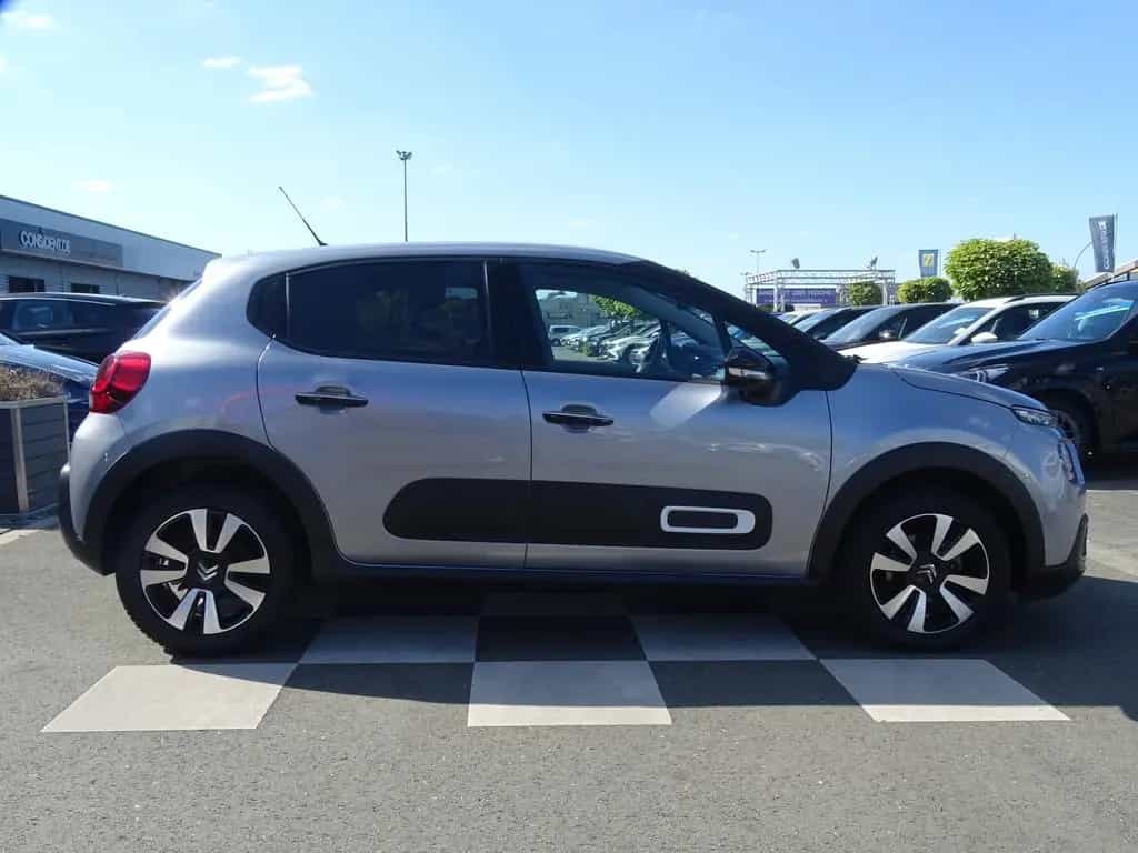 Citroën C3 1.2 Max*LED*DAB*NAVI*RFK*GJR*CONNECT APP*TEMP 05/2024-photo-3