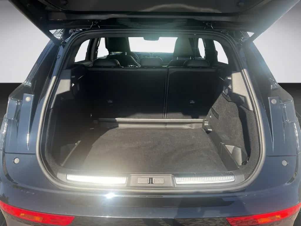 DS Automobiles DS7 (Crossback) DS 7 BlueHDI 1.5 Opera PANORAMADACH 06/2024-photo-12