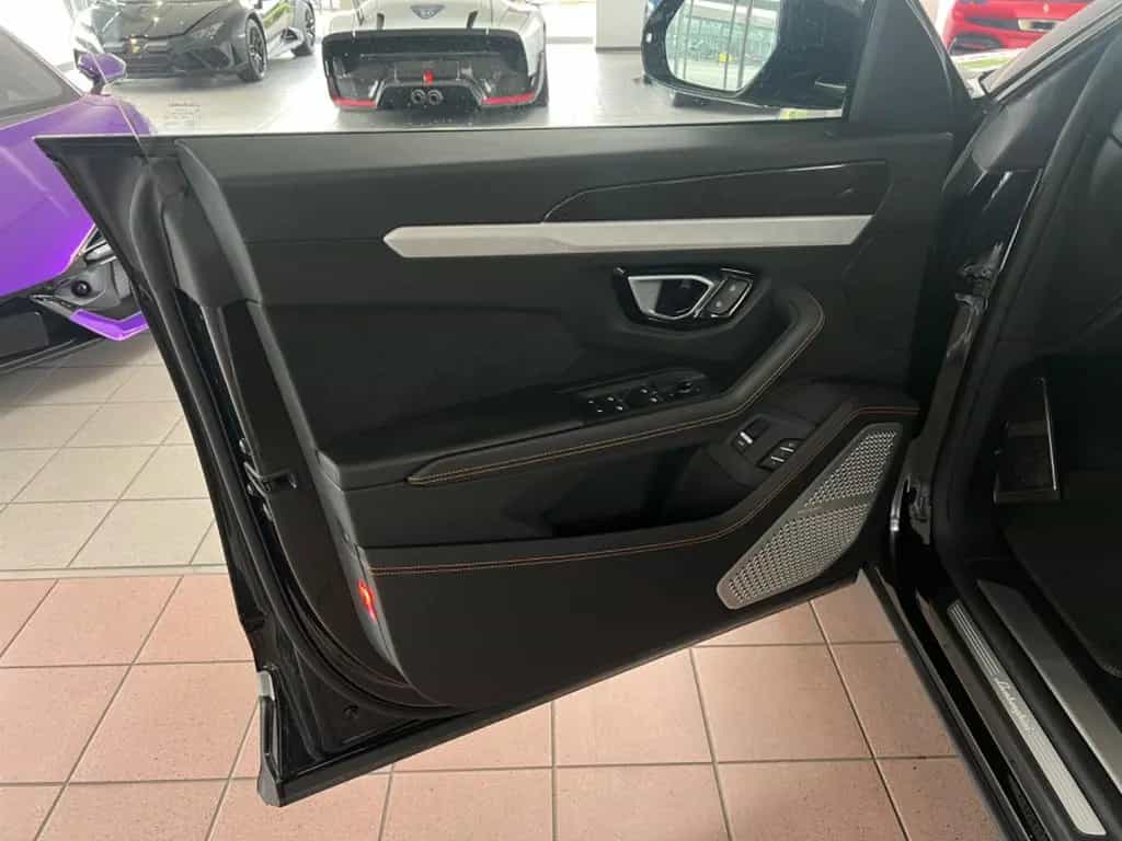 Lamborghini Urus B&O/23"/AHK/ACC/ANIMA/NIGHTV./STANDH 06/2019-photo-10