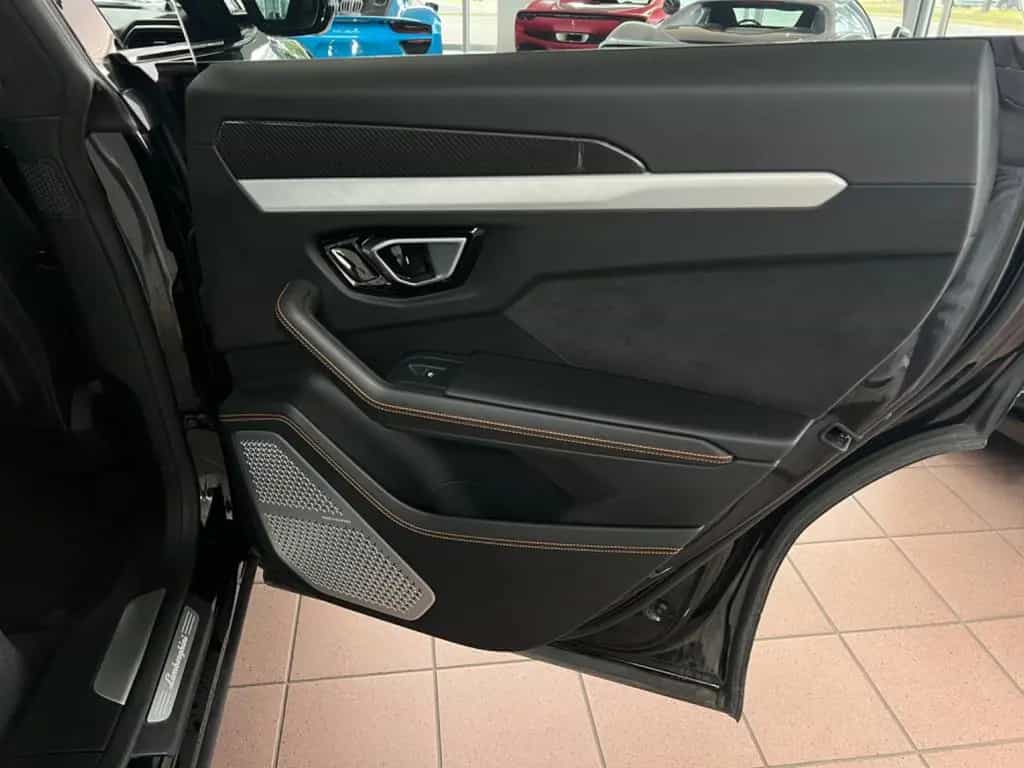 Lamborghini Urus B&O/23"/AHK/ACC/ANIMA/NIGHTV./STANDH 06/2019-photo-22
