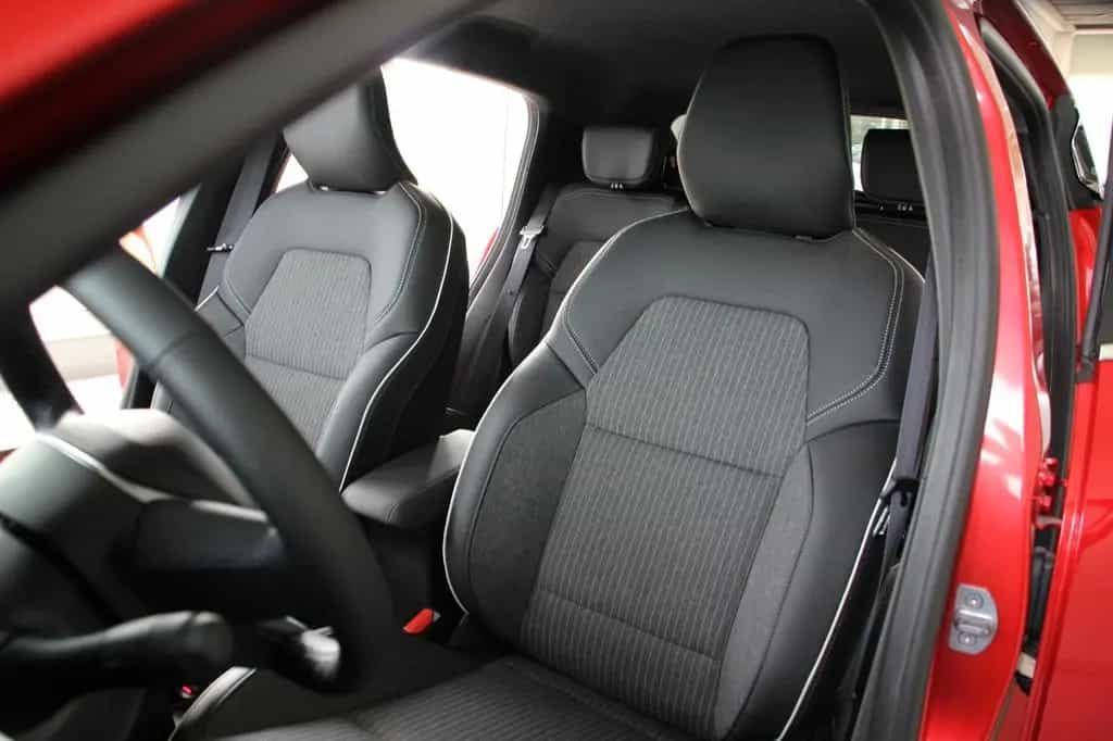 Mitsubishi Colt 1.6 HEV Diamond/TOP 03/2024-photo-11